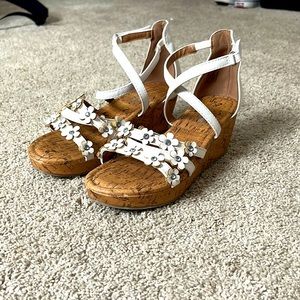 American eagle wedges size kids 3